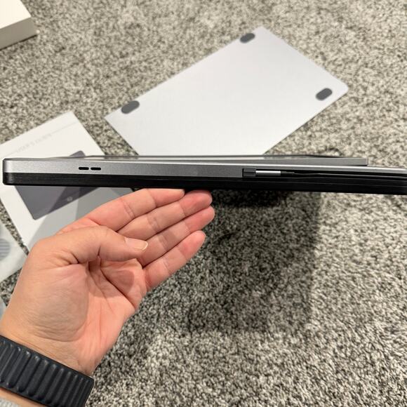 Portable Monitor for 14.2" MacBook, Laptop Screen Extender Dual Display 12'' FHD - Picture 6 of 12